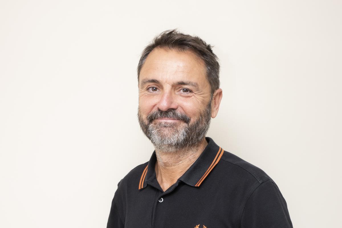 HIERROS SAINZ - Iñigo Iribarnegaray